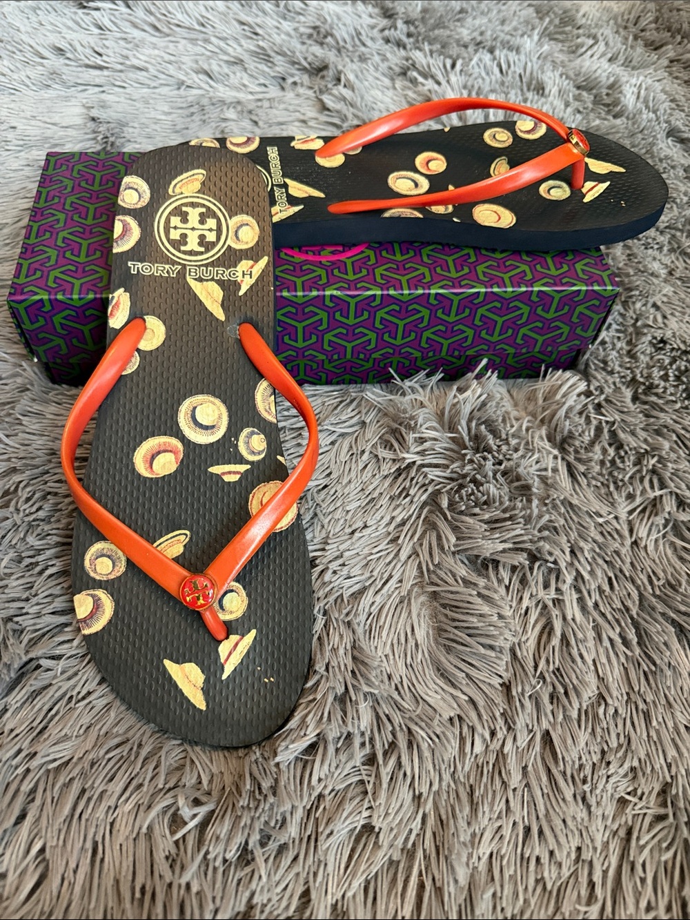Tory Burch Black Flip Flops with Rouge Straps and Gold Logo Detail - Picture 2 of 3